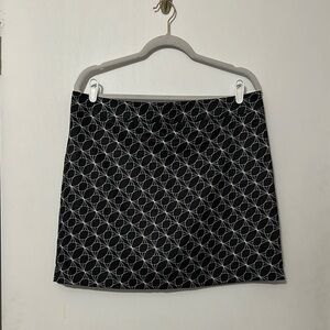 Pebble Beach Black and White Mini Pencil Skirt